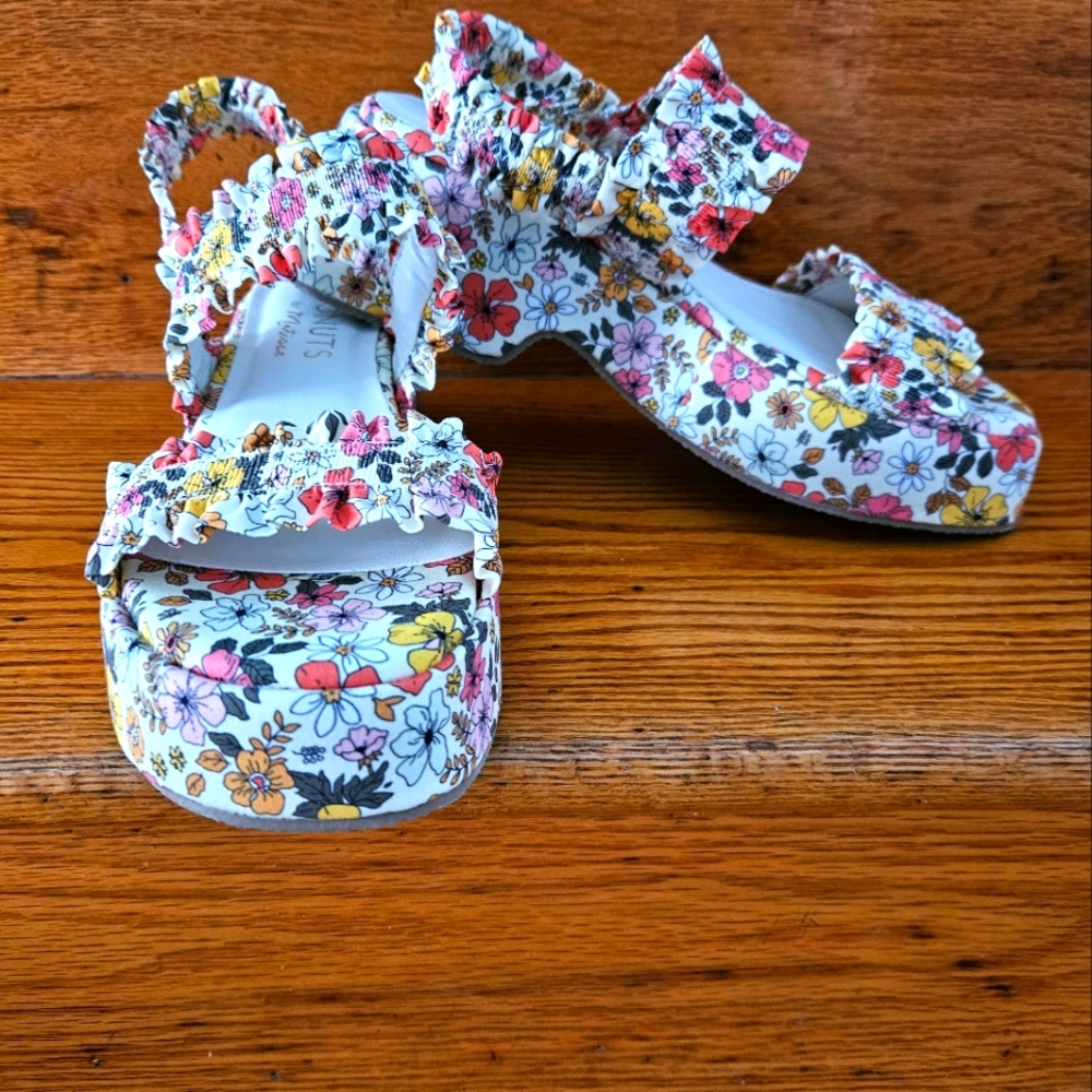 Cocunuts Matisse Floral Sandals - Size 7